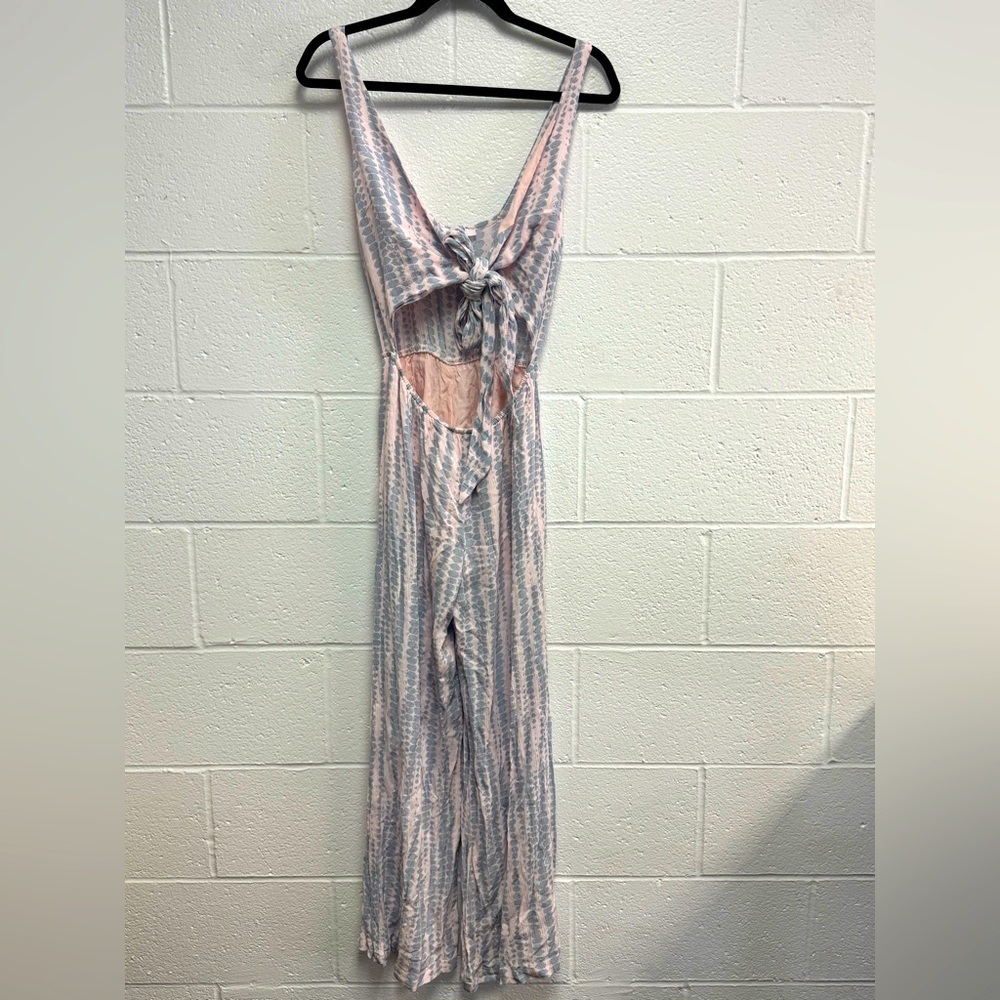 Olivaceous Pink and Gray Patterned Jumpsuit - Picture 2 of 7
